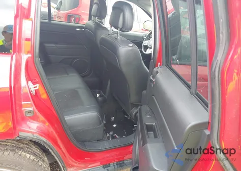 2017 Jeep Compass Sport Se 4X4 из США, поврежденный, VIN 1C4NJDBB2HD127314